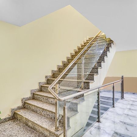 Hotel O Prince Home Stay Near Ambience Mall Nova Deli Exterior foto