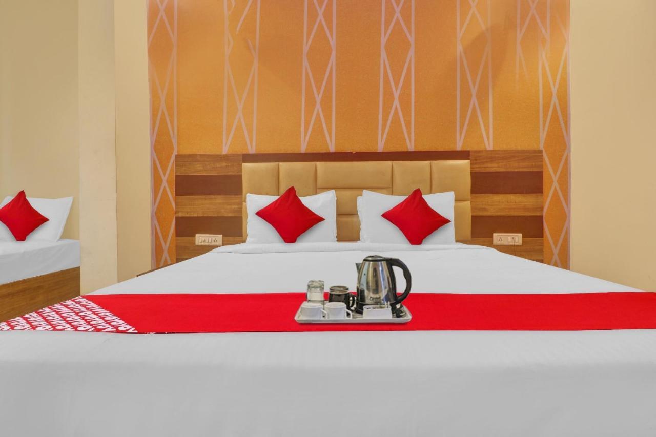 Hotel O Prince Home Stay Near Ambience Mall Nova Deli Exterior foto